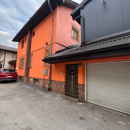 Apartment Kamelia 3 *
