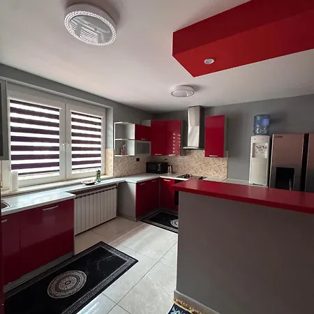 Kamelia 3 Apartment *
